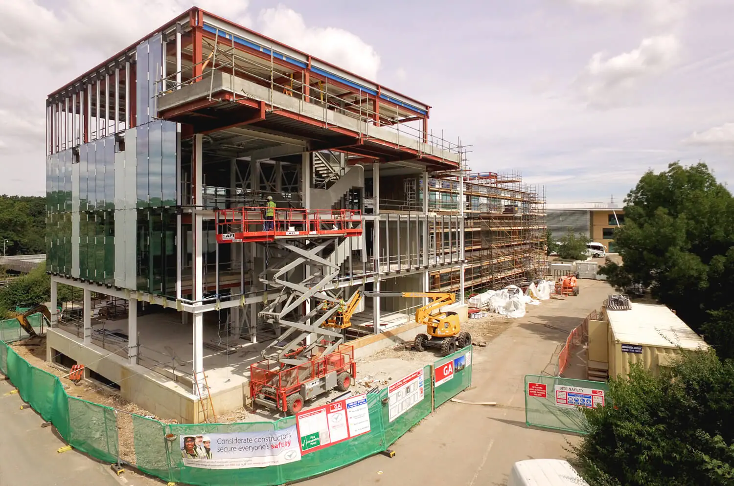 Elevated photograph of a building under construction