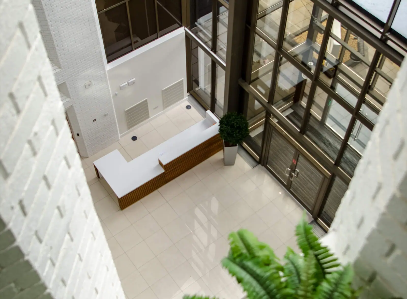Galleria white-tiled reception detail