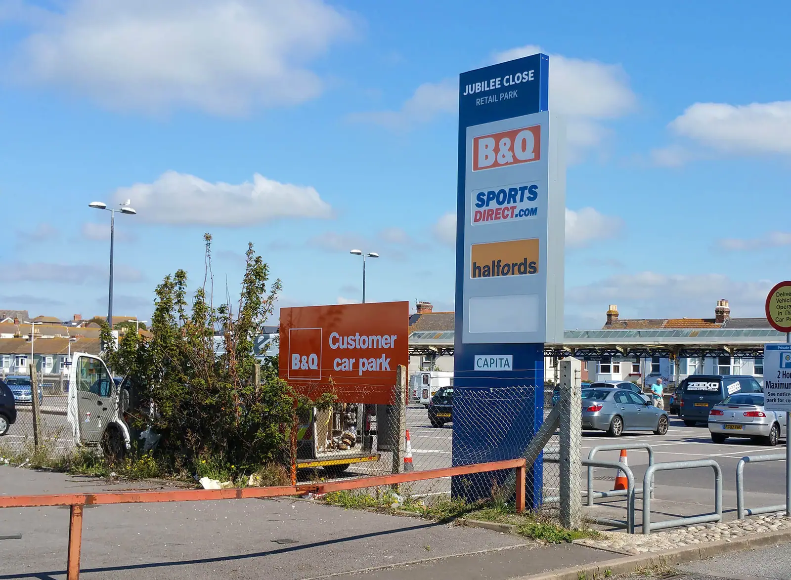 Jubilee Close totems at the retail park entrance